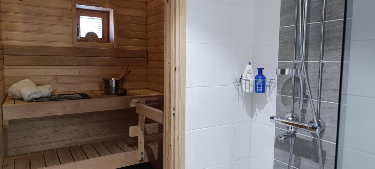 Kodikas Huoneisto, Oma Sauna, Ilmainen Pysaekoeinti Rovaniemi Kültér fotó